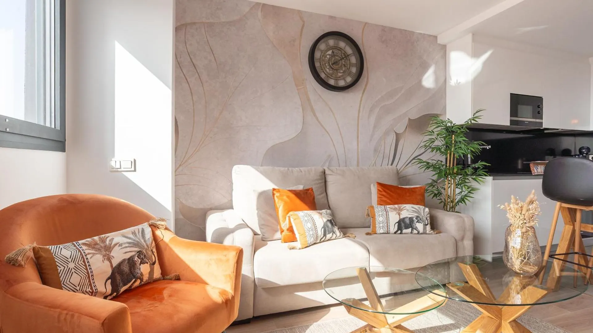 Skyline VI Pool & Coworking By Ele Apartments Malaga