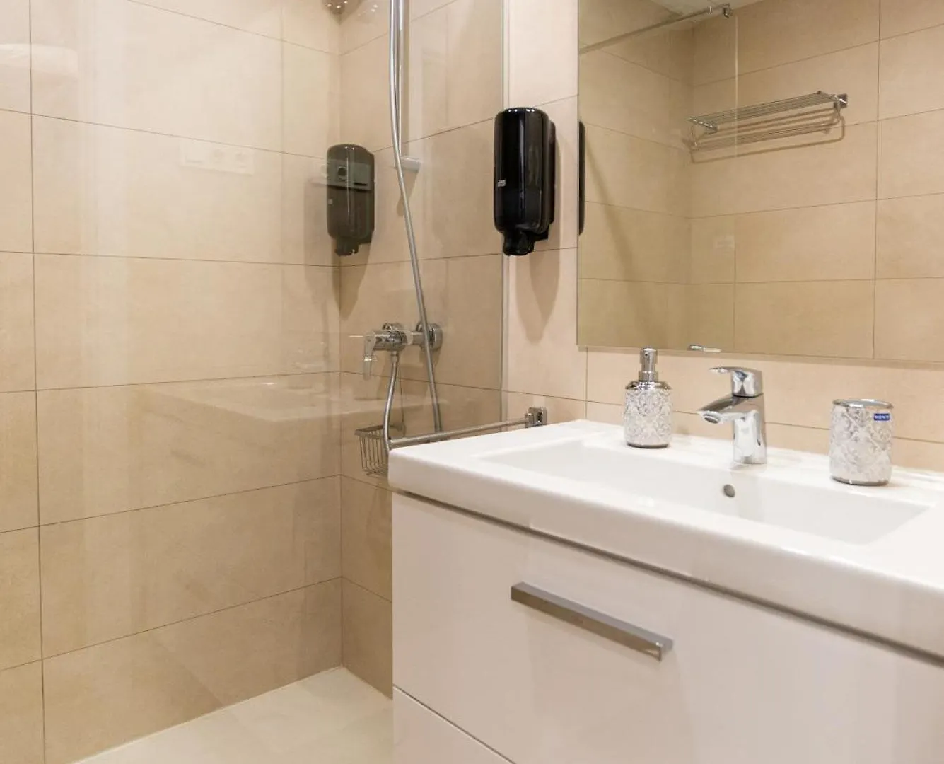 Skyline VI Pool & Coworking By Ele Apartments Malaga 0*,  Spain